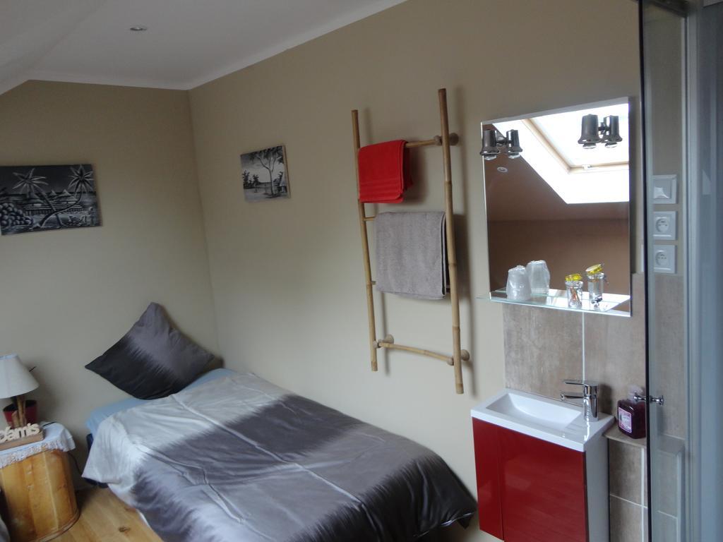 Chez Jpzen Nowicki Bed & Breakfast Freyming-Merlebach Rom bilde